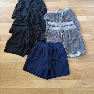 All in Motion Athletic Shorts. 7 pair

3 black/3gray/1 navy